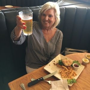 Meet your Posher, Joan